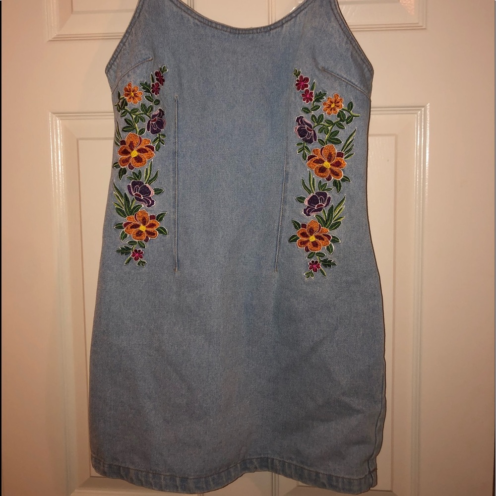 Denim dress with embroidery